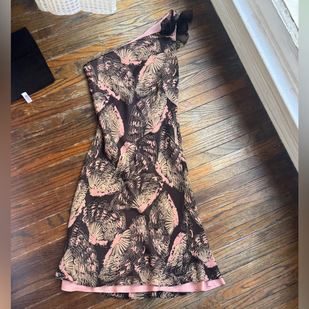 Max Studio One-Shoulder Black Dress with Pink and Beige Feather Print